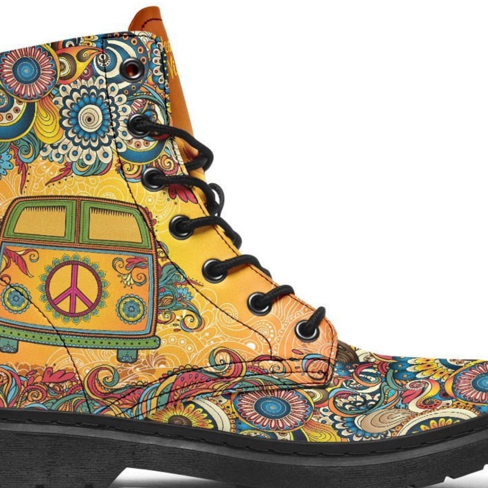 Yes We Vibe Colorful Hippie Van Boots, Size 6, Excellent Condition - Picture 3 of 11